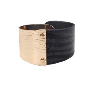Bracelet - Black Zebra Print & Gold Tone (019)